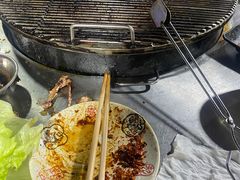 -小辣椒火盆烧烤(温泉南街店)