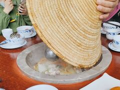 -姚记抚仙湖石锅鱼庄