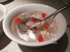 -江渔儿酸菜鱼·拔草餐厅(虎门君乐汇店)