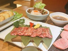 -炼火烤肉店