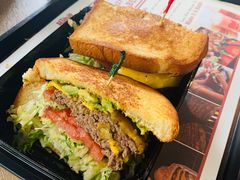 -The Habit Burger Grill 哈比特汉堡(复兴soho店)
