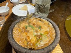 白洋淀石锅嘎鱼-小放牛炒菜馆(三丰店)
