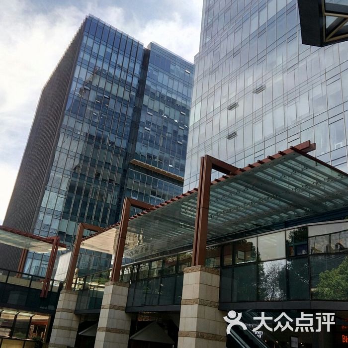 24k梦幻小镇主题歌城