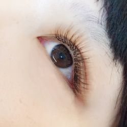 -睫乐园•睫公馆•美睫美甲沙龙