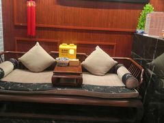 -裕和堂中医推拿艾灸(太古汇臻品店)