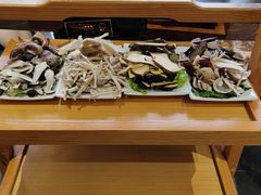 -野菌皇海景野生菌火锅(滨海大道店)