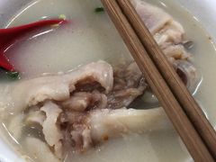 -雷祖芳老妈蹄花店