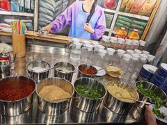 自助调料区-马路边边串串香(一匡街店)