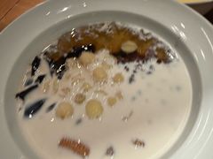 -RUXU入续糖水铺与包(卓悦中心店)
