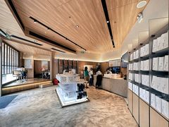-银座仁志川·生吐司专门店(香港广场店)