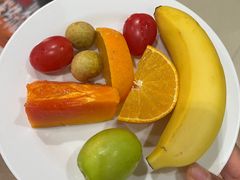 -金马门国际美食百汇(珞喻路店)