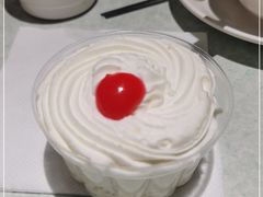 -白玉兰食品甜凤店(合生汇店)