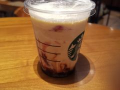 三色杯雪糕冰淇淋-星巴克臻选(广州太古汇店)