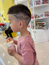 -爆米花儿童美发乐园