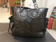 -爱革·洗衣改衣·洗鞋修鞋·洗包修包·奢侈品护理(宝地广场店)