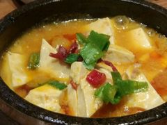 -云海肴·汽锅鸡·云南菜(天山百盛优客店)