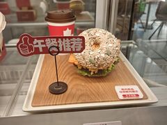 -Tims天好咖啡·贝果(东吴龙湖天街店)