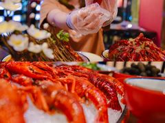 -虾弄弄海派小龙虾·牛羊蝎子火锅