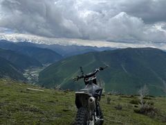 -贡嘎雪山