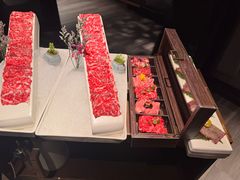 -左庭右院鲜牛肉火锅黑金店(陆家嘴中心店)