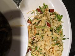 -靠山屯东北农家菜(八龙桥雅苑店)