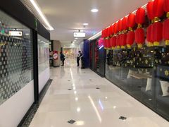 -梅龙镇广场