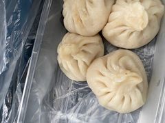 蟹黄小笼汤包-四宜糕团店(南大街店)