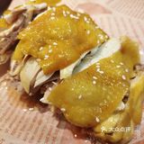 这一间客家菜顶呱呱，客似云来