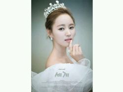 -易摄影婚纱摄影工作室