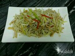韭黄豆芽炒肉丝-榆味拼三鲜(怀德路店)