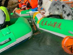 -安吉龙王山峡谷漂流