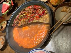 -萍姐火锅·公路夜市(武汉首店)