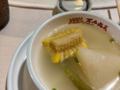 -老鼎万春卤菜(五代传承创始老店)