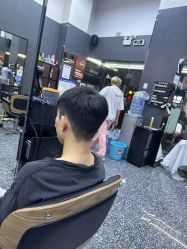 点击看大图 -藤野造型专业烫染接发