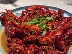 -嗨辣小聚·盘锦河蟹·海鲜烧烤龙虾(盘锦十年好店)
