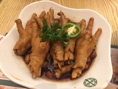 鲍汁焖凤爪-添好运点心专门店(百老汇店)