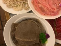 -山城年华老火锅(玉林店)