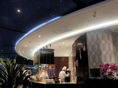 -粤海酒店-旋转餐厅