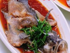 -四川小胡子海鲜(丁村万人海鲜广场店)