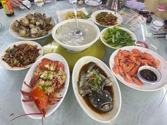 -范饭椰林川湘味海鲜·椰子鸡(三亚湾椰梦长廊店)