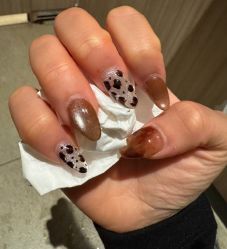 -芊屿芊浔美甲