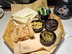 -丁里羊肉小镇(天鹅湖总店)