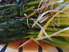 豆茸煮时蔬-庆合府重庆大排档(紫都城店)