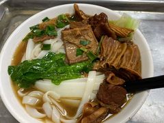 牛腩河粉-珍珍小食店(西华路店)