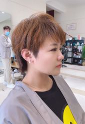 -Hello Lady发型设计