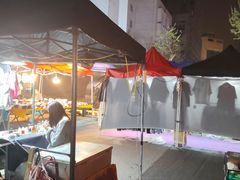 -吴山路夜市