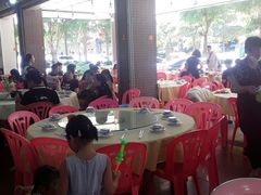 大堂-源海渔村·现捞海鲜(大角湾店)