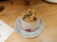 红心燕麦脆思慕雪-上芽食集(德思勤店)
