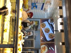 -鲍师傅糕点(江苏路店)
