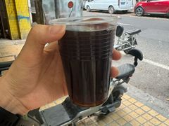 -黄氏祖传百暖凉茶店